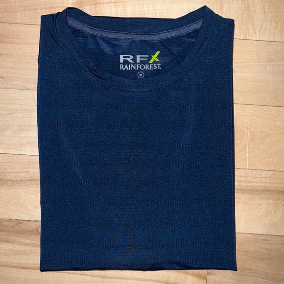 Men’s Workout Tee​ - Picture 1 of 3